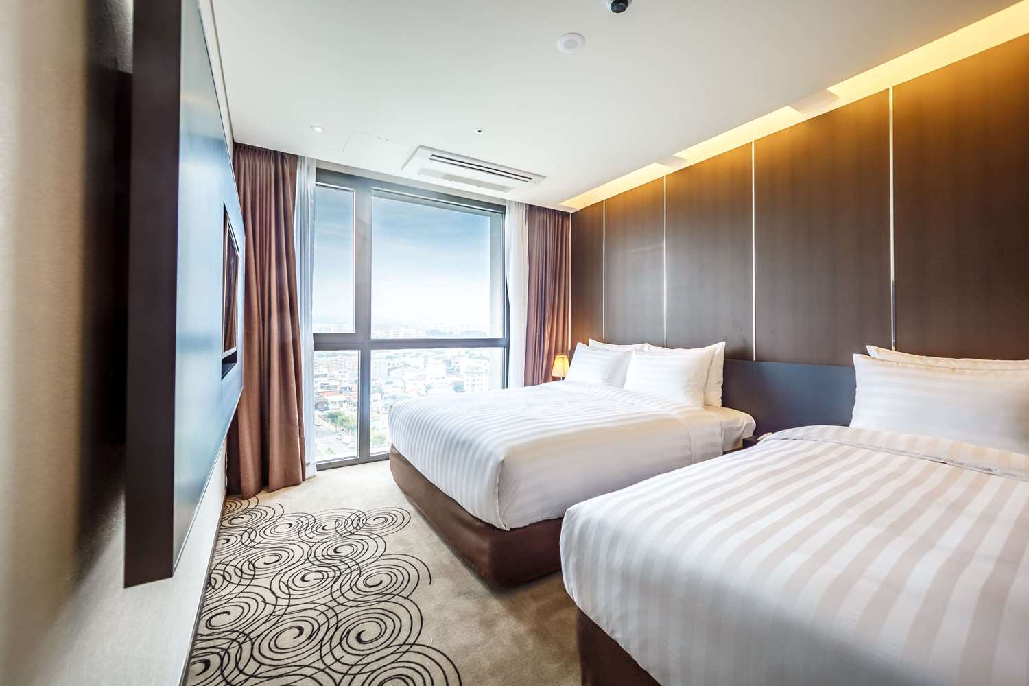 Days Hotel Jeju Seogwipo Ocean Bagian luar foto