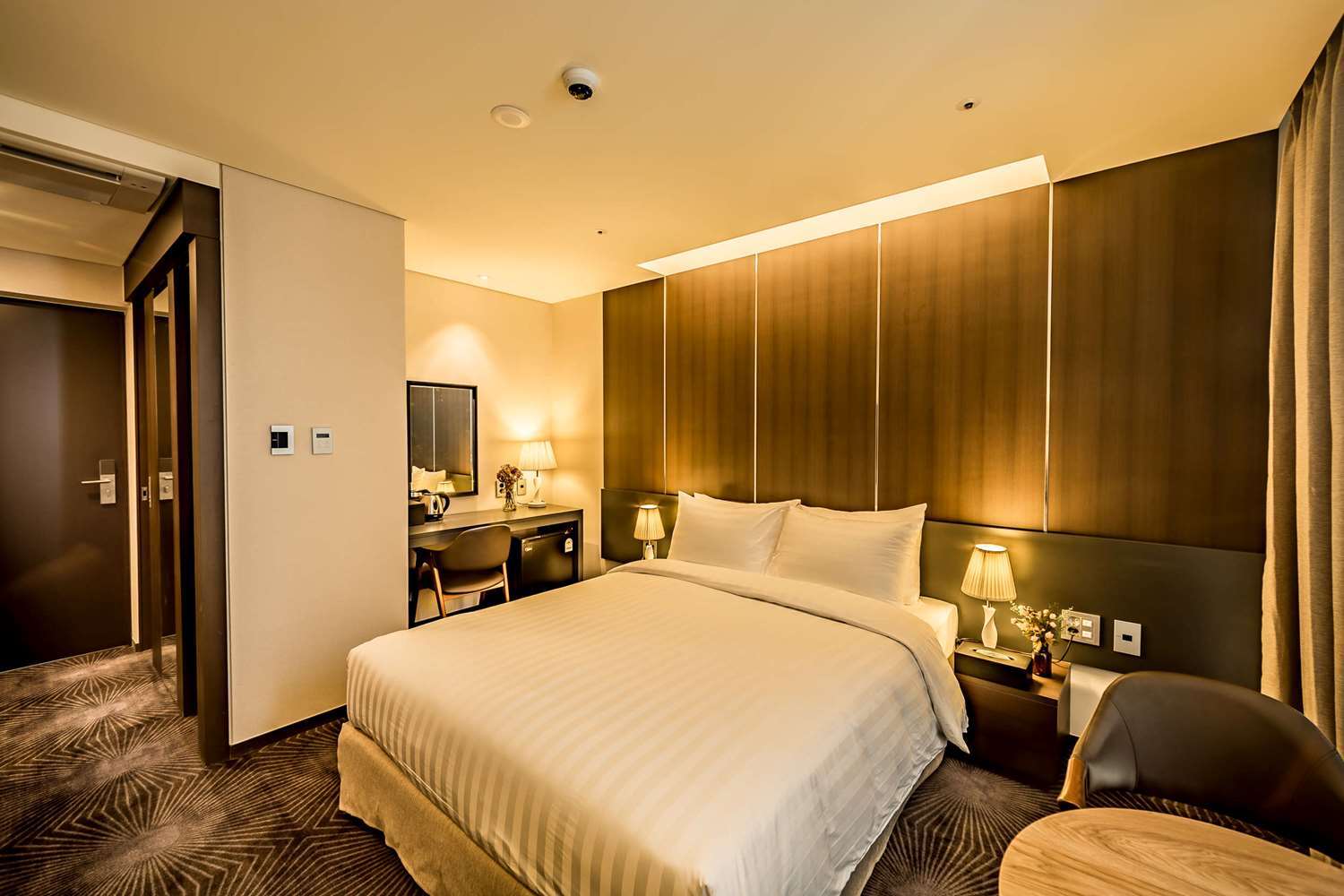 Days Hotel Jeju Seogwipo Ocean Bagian luar foto